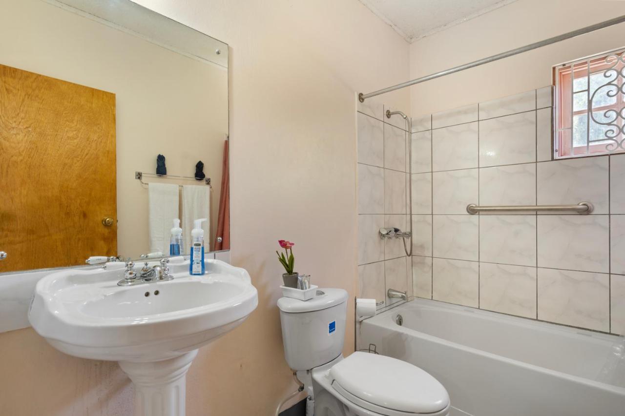 Shaw Park Gem Apt 12D Ocho Rios Eksteriør bilde