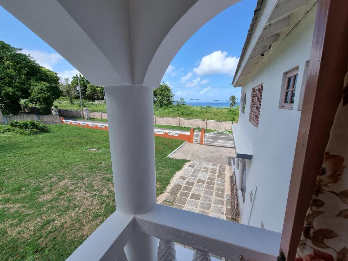 Shaw Park Gem Apt 12D Ocho Rios Eksteriør bilde
